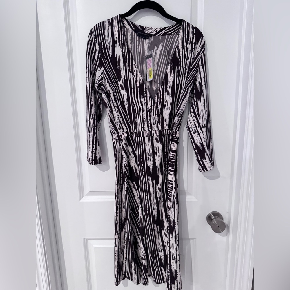 BCBGMaxAzria Monochrome Long Sleeve Dress